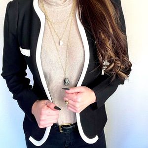 Three seasons - Brand new cute blazer NWT- Small